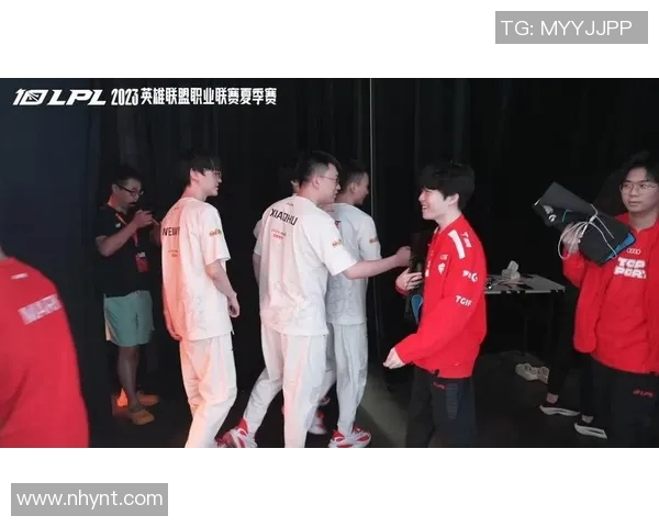 Crisp四杀精彩瞬间回顾见证电竞赛场的巅峰对决与团队默契 Crisp四杀精彩瞬间回顾见证电竞赛场的巅峰对决与团队默契