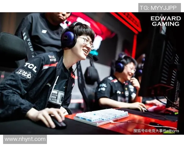 Creme在决胜局中展现超强Carry能力引领团队逆转胜局的传奇时刻