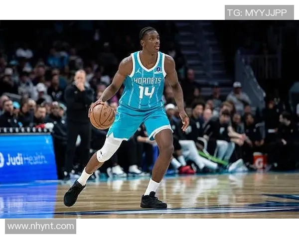 黄蜂队新援正式加盟，将助球队在东部站稳脚跟